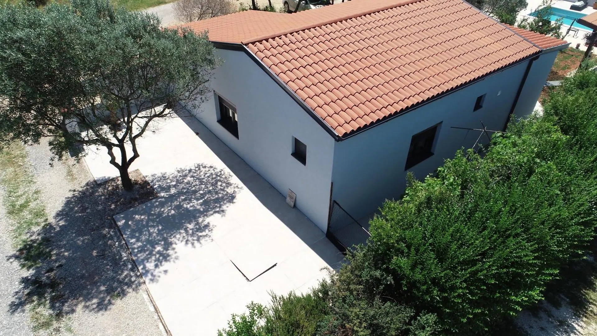 Villa Petrovic 파자나
